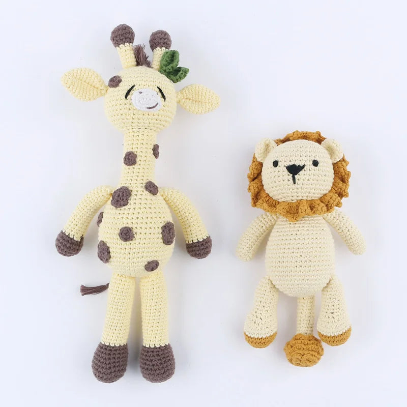 Safari Baby Giraffe & Lion
