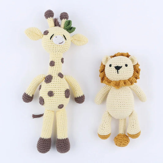 Safari Baby Giraffe & Lion